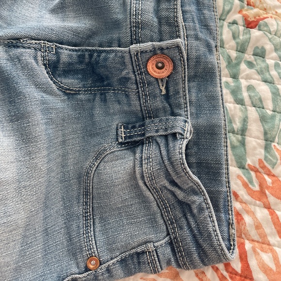 Sam’s Club Member’s Mark Girl’s Favorite Knit Distressed Denim Jeans - Picture 5 of 6